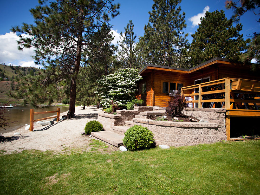 Okanagan Cabins For Rent Lake Front Resort Private Beach