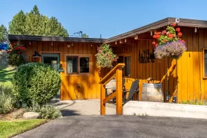 Ponderosa Point Resort Office - Okanagan BC